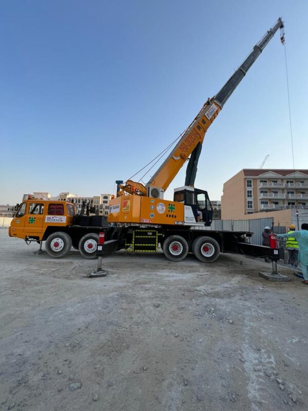 50 Ton Mobile Crane - Image 2