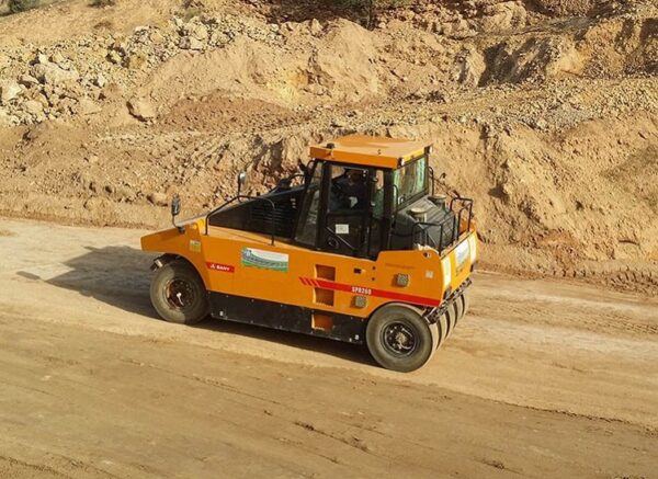 Pneumatic Tire Roller - Image 4