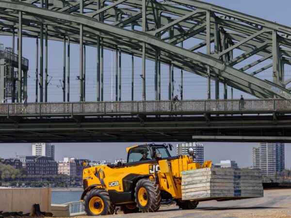 540-170 Boom Loader - Image 4